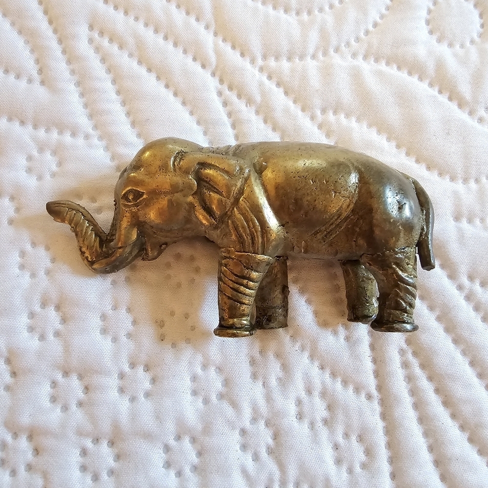 Vintage Solid Metal (Brass?) Elephant Figurine Good Luck Trunk Up Small 3" Decor - Picture 9 of 9